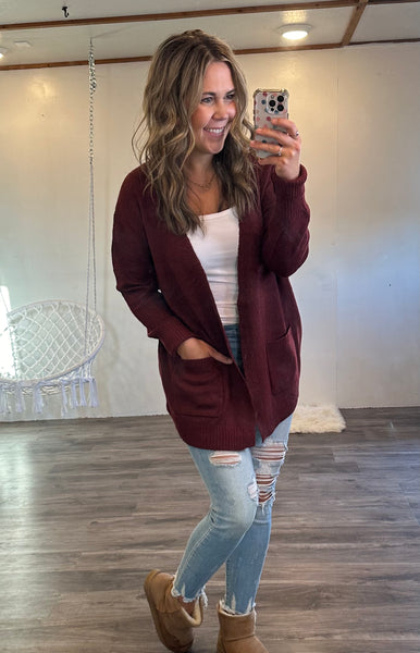 Ultimate Cozy Cardigan (burgundy)