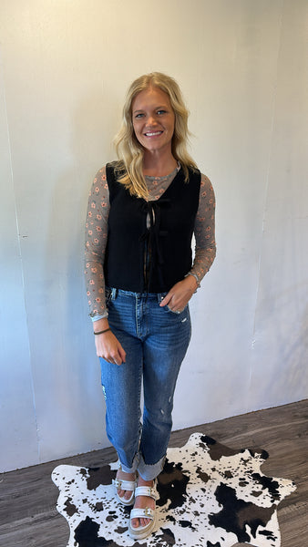 Tie Front Sweater Vest (Black)