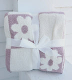 Emerlie Love Dupe Blanket (Check)