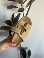 Wicker Platform