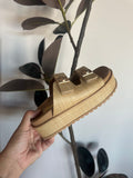 Wicker Platform