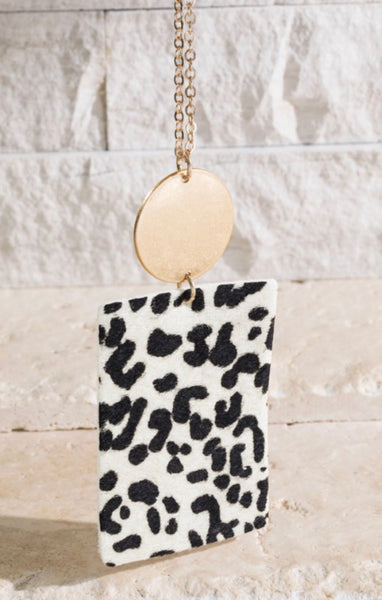 Leather Animal Necklace (ivory)